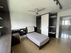 Blk 228 Jurong East Street 21 (Jurong East), HDB 5 Rooms #607501941